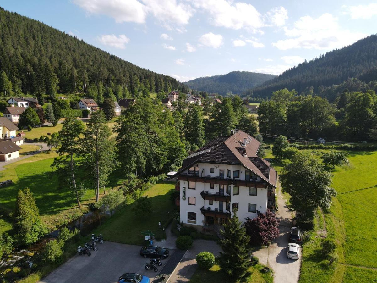 Enz Residenz Hotel Enzklosterle Exterior photo