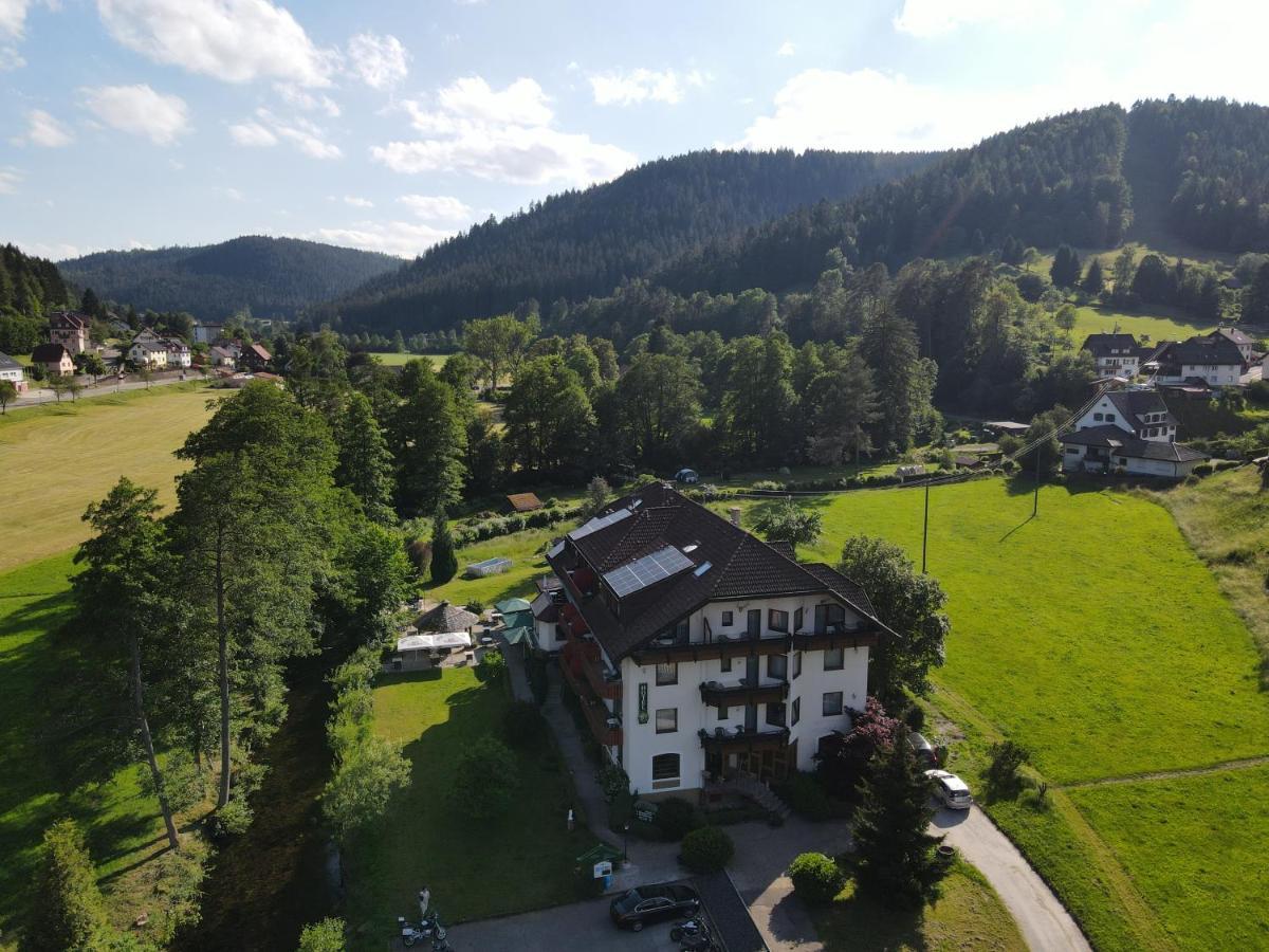 Enz Residenz Hotel Enzklosterle Exterior photo