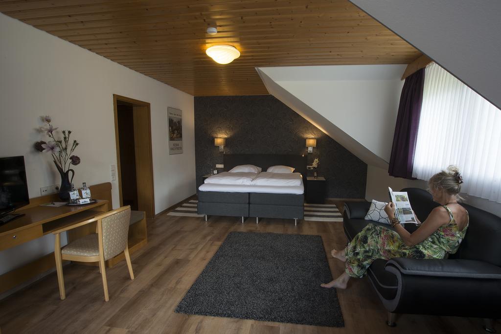 Enz Residenz Hotel Enzklosterle Exterior photo