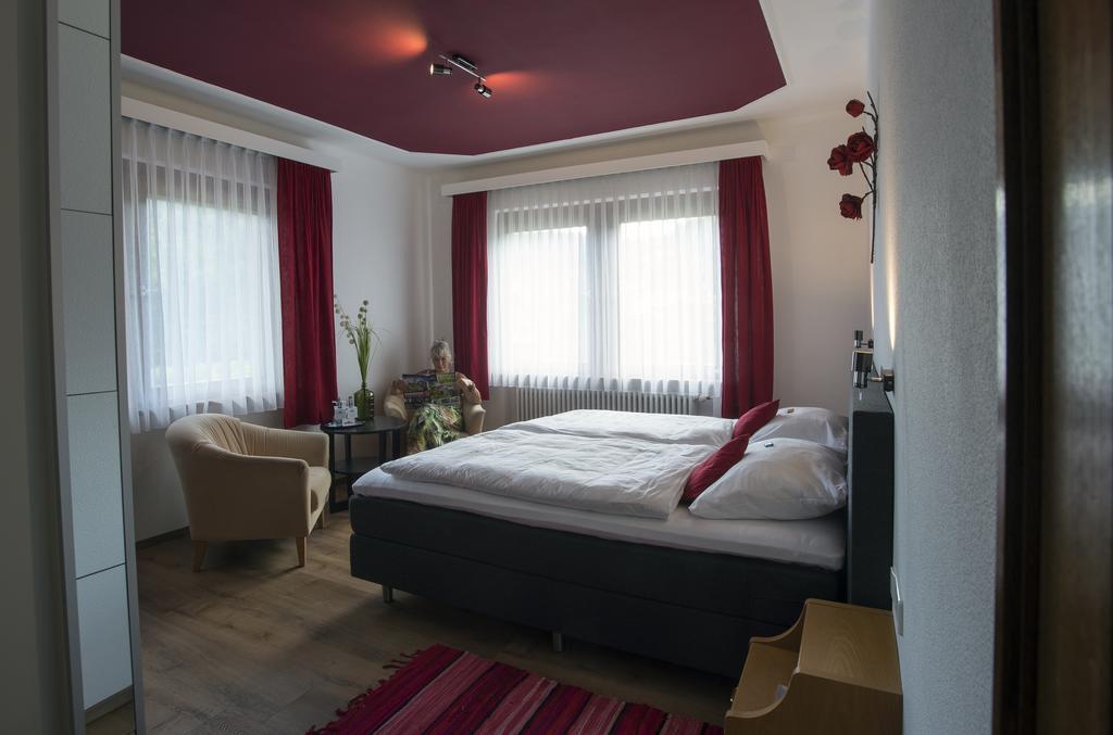 Enz Residenz Hotel Enzklosterle Exterior photo