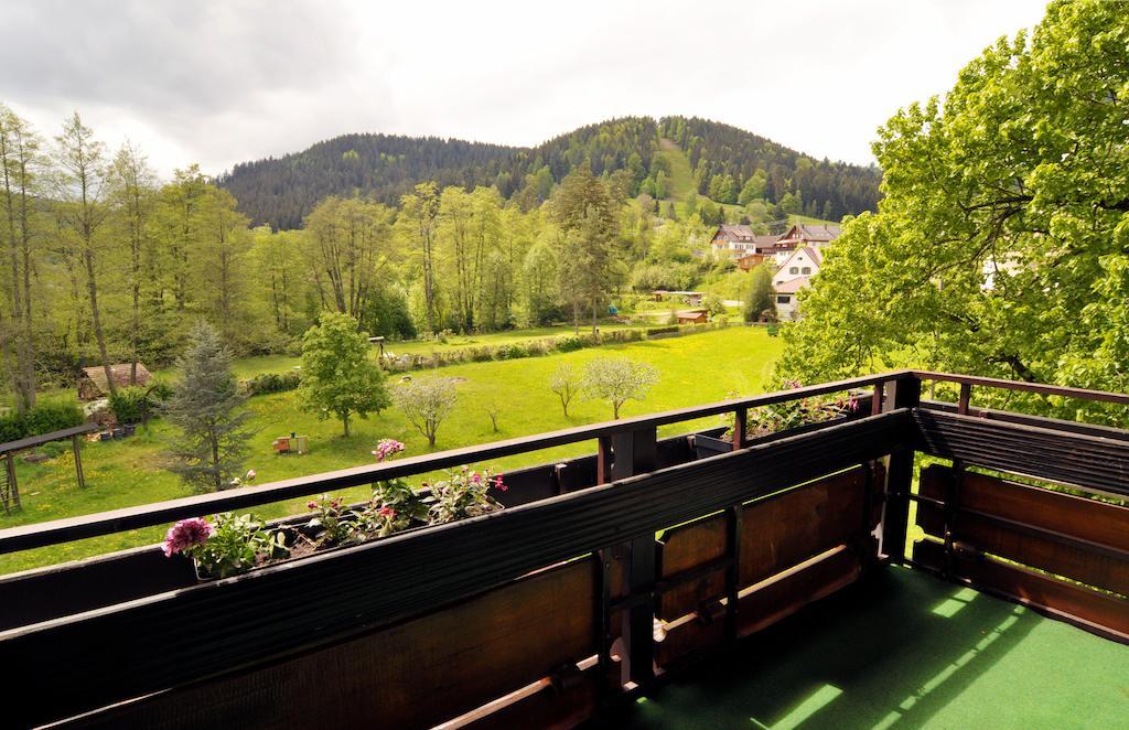 Enz Residenz Hotel Enzklosterle Exterior photo