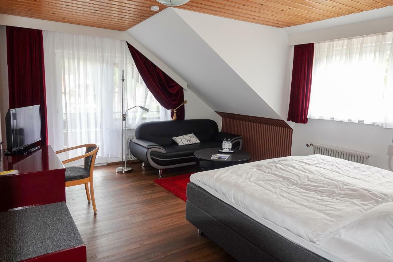 Enz Residenz Hotel Enzklosterle Exterior photo